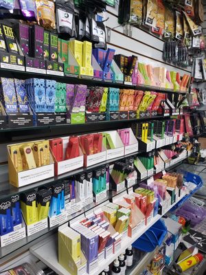 ＤＡ Ｓｔｏｒｅ Da Kine Connection, 1174 Highway 95, Bullhead City, AZ 86429