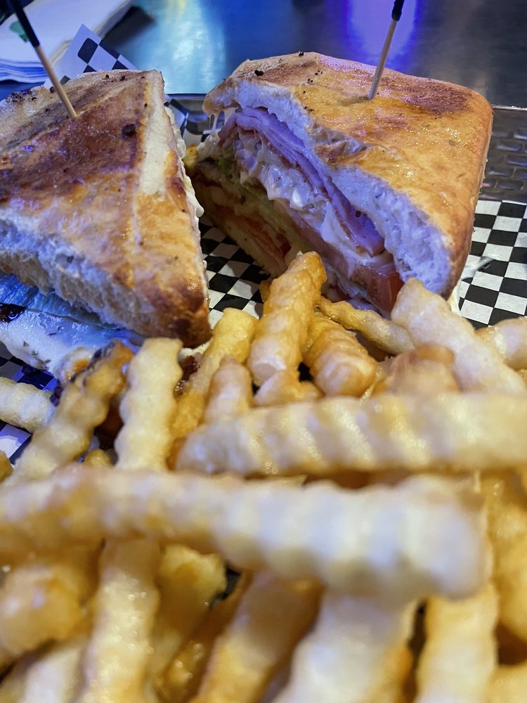 Alley Cat's Pizzeria Pub Alley Cat's Pizzeria Pub