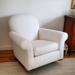 Lira S Upholstery 582 Photos 10 Reviews Furniture Reupholstery Photo Of Lira S Upholstery New Rochelle Ny United States Upholstered Recliner Chair