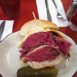 stage delicatessen closed 40 photos 196 reviews delis 834