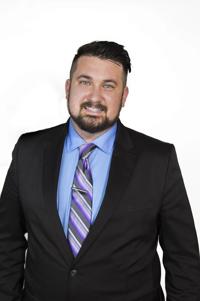 Travis Guzman - RE/MAX Executive