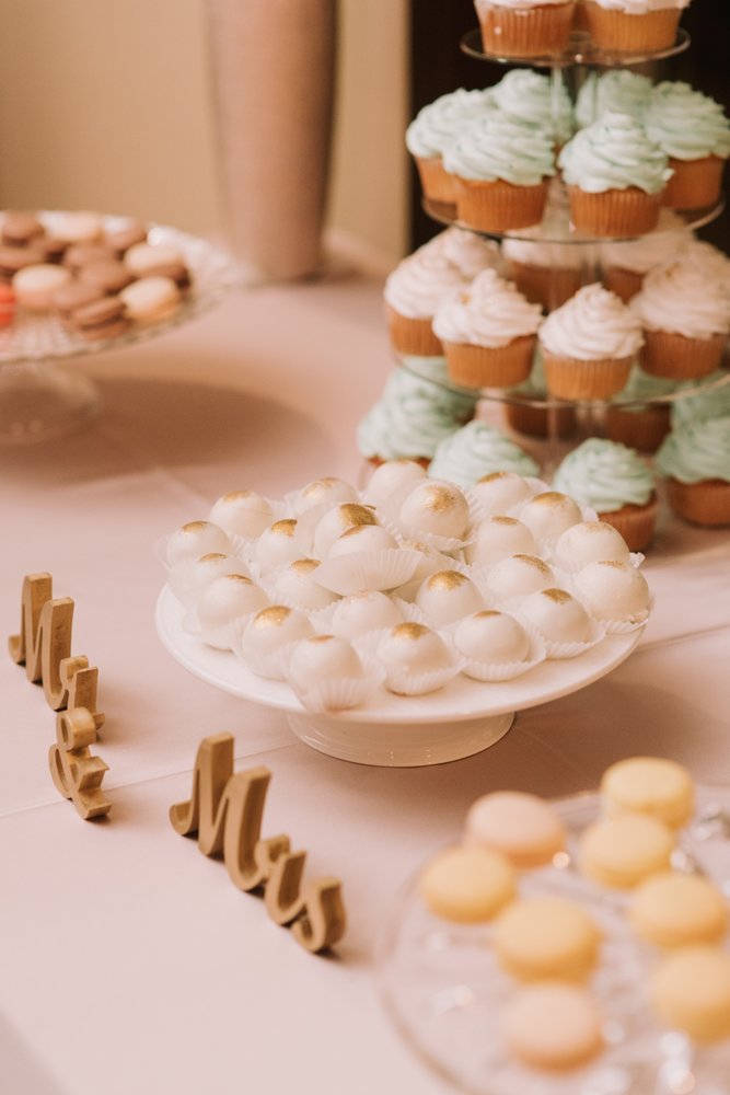 dickinson bakery gift cards