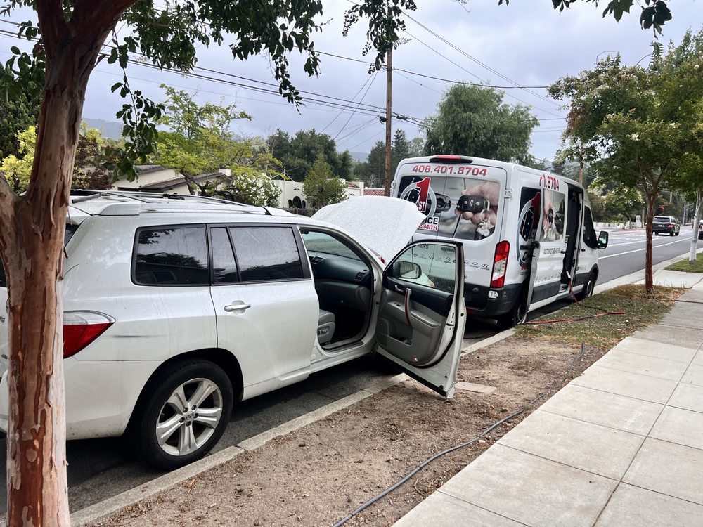 First Choice Auto Locksmith 