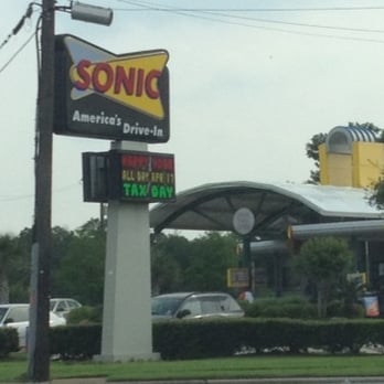 Sonic Drive In 13 Reviews Fast Food 7470 Bellfort St Hobby Photo Of Sonic Drive In Houston Tx United States Sign And