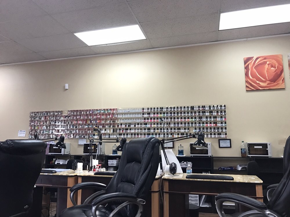 Danville Nails 11 Photos Nail Technicians 781 E Main St, Danville