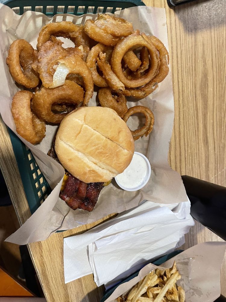 Andy's Mountain Grill and Deli