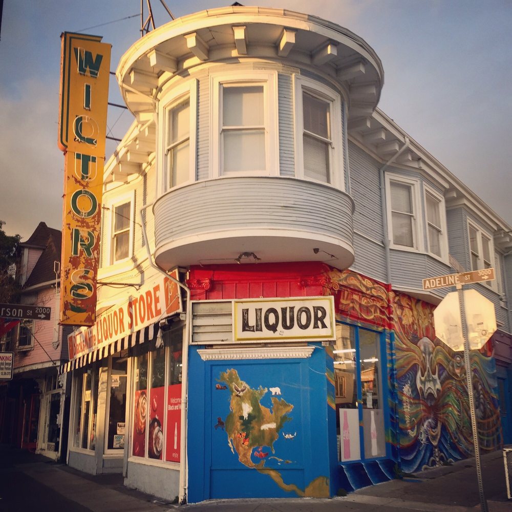 Black & White Liquor Store