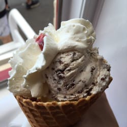 Gudhjem Special Ice Cream Restaurants Ejnar Mikkelsensvej 26 Photo Of Gudhjem Special Ice Cream Denmark Vanilje Stracciatella Og