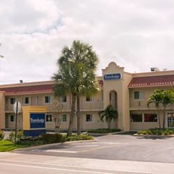 Travelodge By Wyndham Riviera Beach West Palm 24 Photos 14 Photo Of Travelodge By Wyndham Riviera Beach West Palm Fl