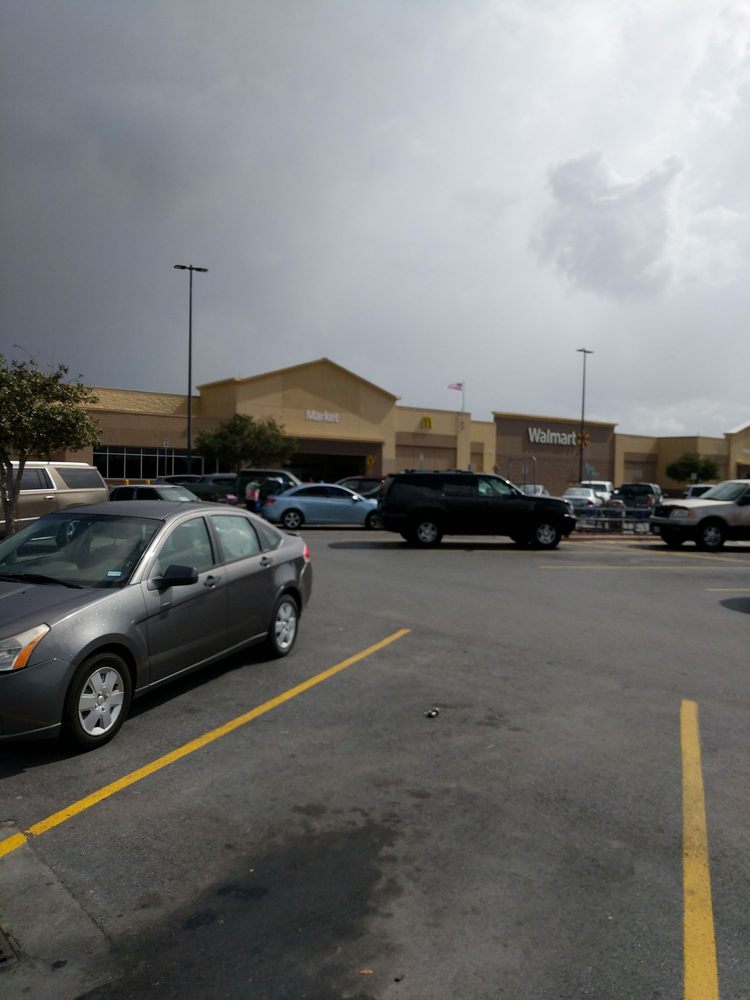 Walmart Supercenter 13 Photos Department Stores 2721 Boca Chica