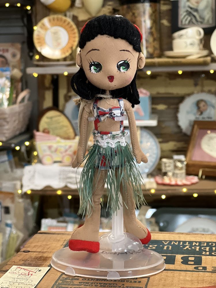Country Roads Antiques