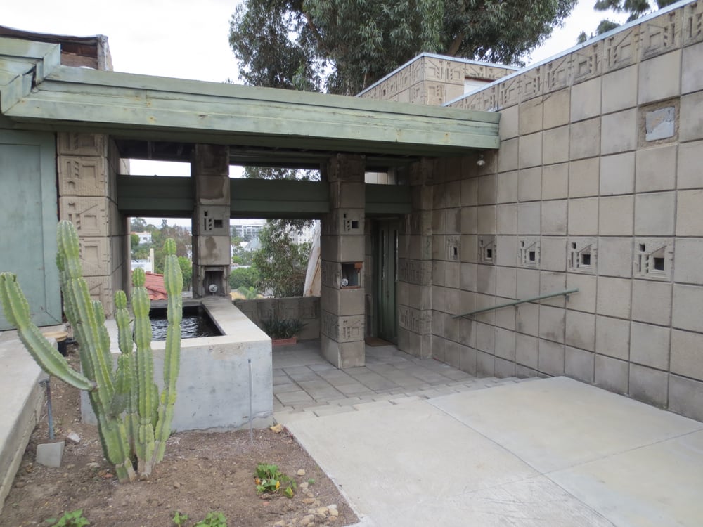 Samuel Freeman House Landmarks & Historical Buildings 1962 Glencoe Way, Hollywood Hills, Los