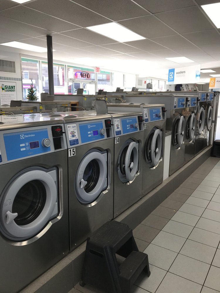 Giant Laundry
