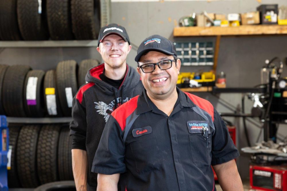Tri-Cities Battery Tire Pros