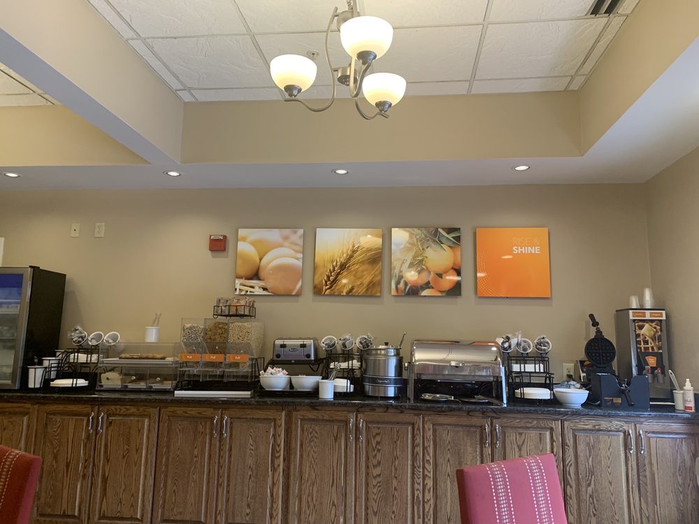 Comfort Inn & Suites