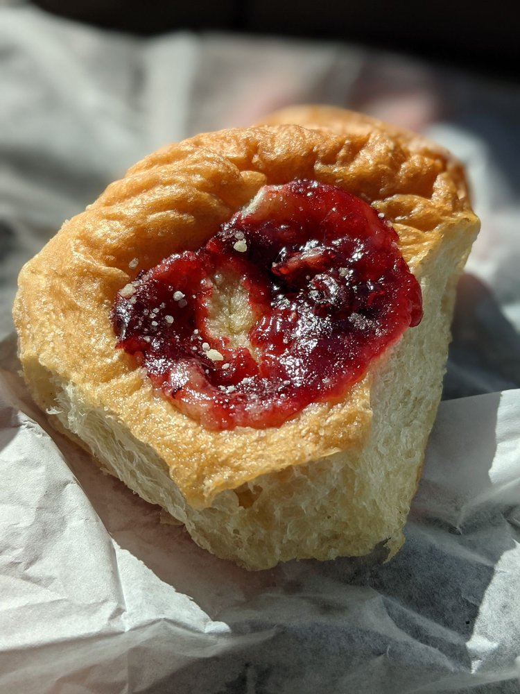 Dos Gatos Kolache Bakery and Coffee Shop