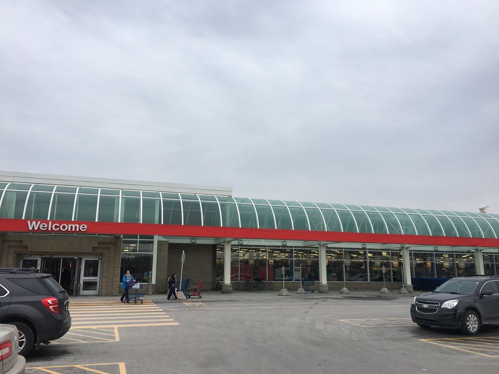 Meijer 40 Photos & 26 Reviews Grocery Westland, MI 37201 Warren