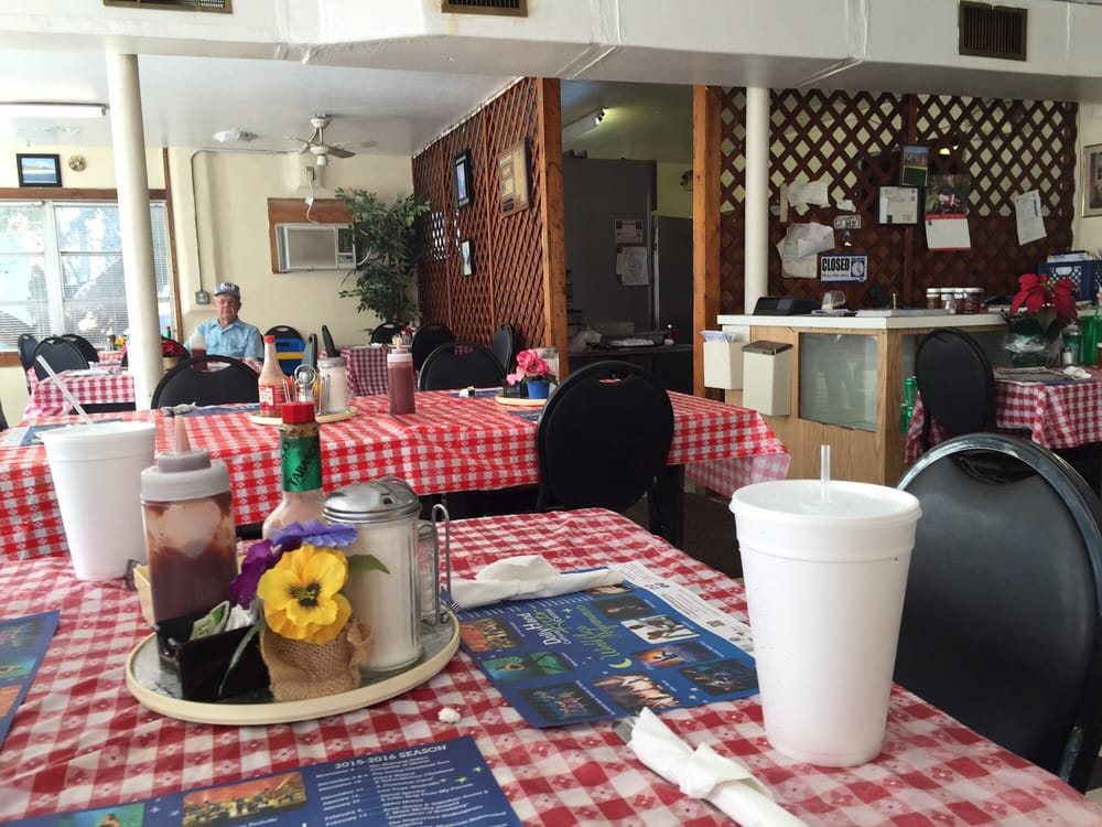 Moore Haven Restaurant Barbeque 101 1st St NW, Moore Haven, FL