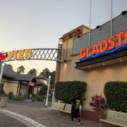 Gladstones Order Food Online 1610 Photos Reviews Cuber Avocado And Photo Of Gladstones Long Beach Ca United States