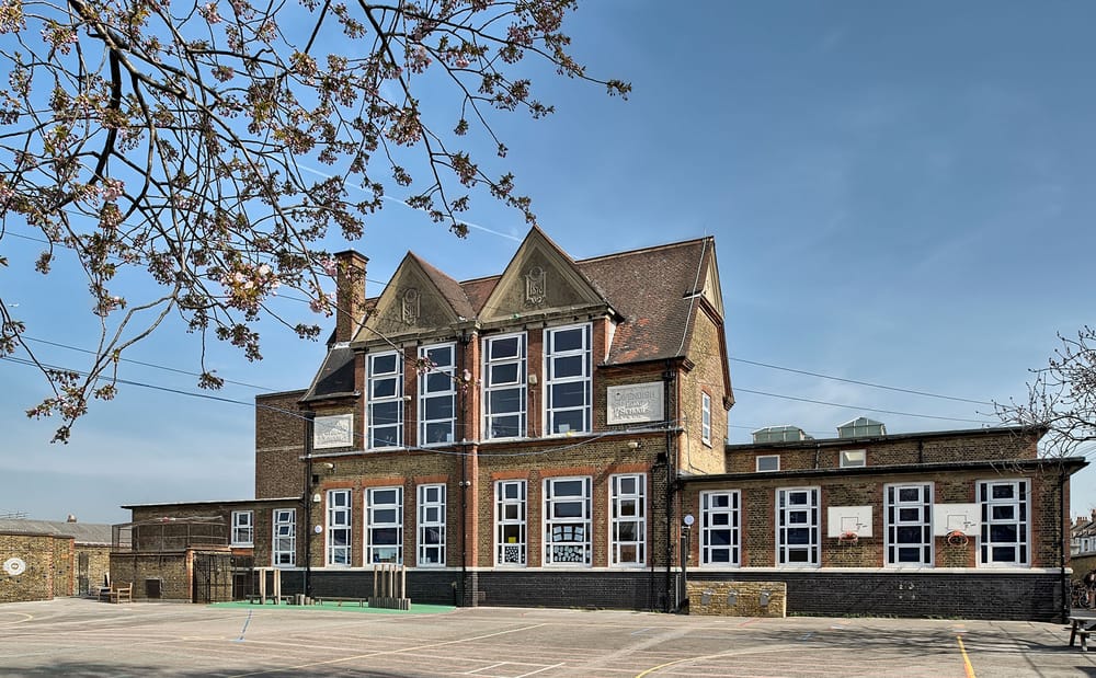Henry Cavendish Primary School Education Hydethorpe Road, Clapham