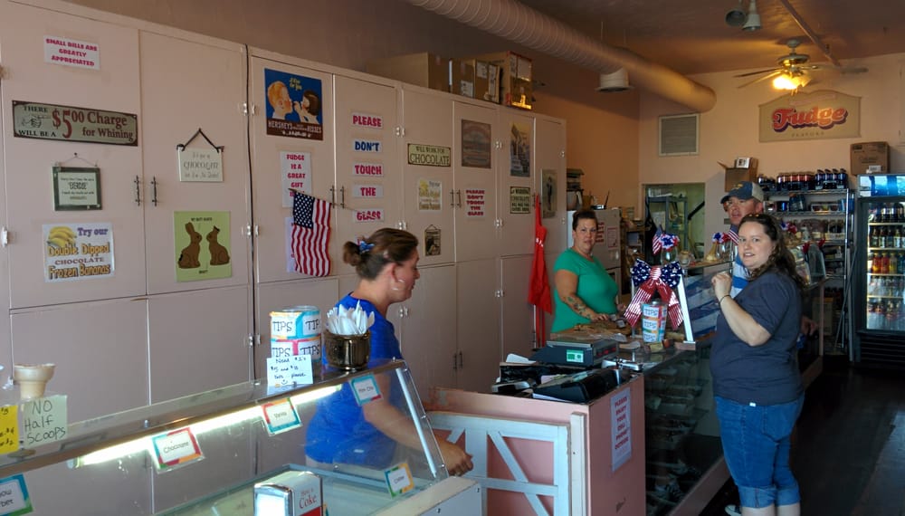 Copper Country Fudge 23 Photos & 34 Reviews Candy Stores 337 Main