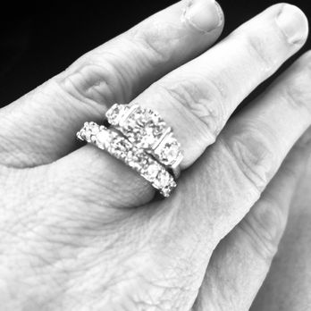 London Gold 51 Photos 52 Reviews Jewelry 10441 N Scottsdale Photo Of London Gold Scottsdale Az United States I Know
