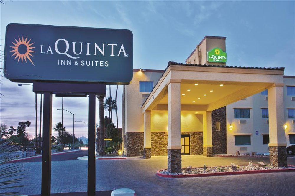 La Quinta Inn & Suites Tucson Reid Park 82 Photos & 64 Reviews