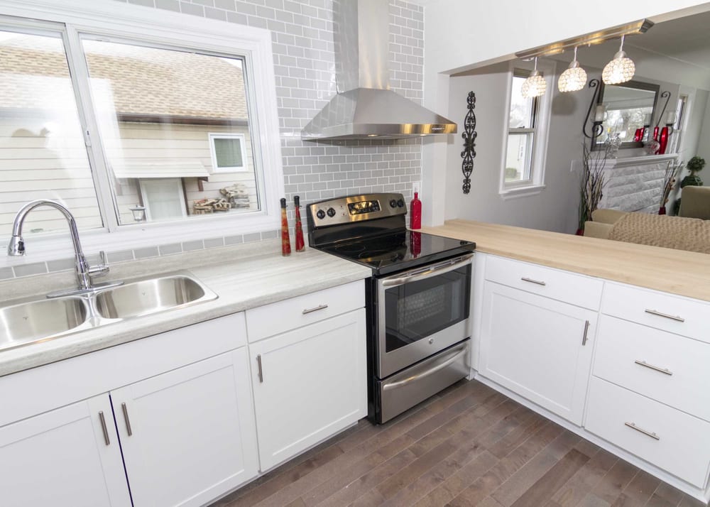 Jess Fabrizio - RE/MAX Escarpment Realty