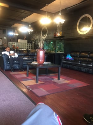 Infiniti Men's Salon