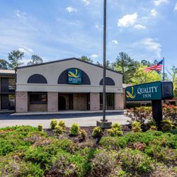 Quality Inn 16 Photos Hotels 1190 N Gloster St Tupelo Ms Photo Of Quality Inn Tupelo Ms United States