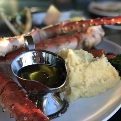 Best Waterfront Restaurants In Seal Beach Ca Last Updated 2 The Boathouse On Bay