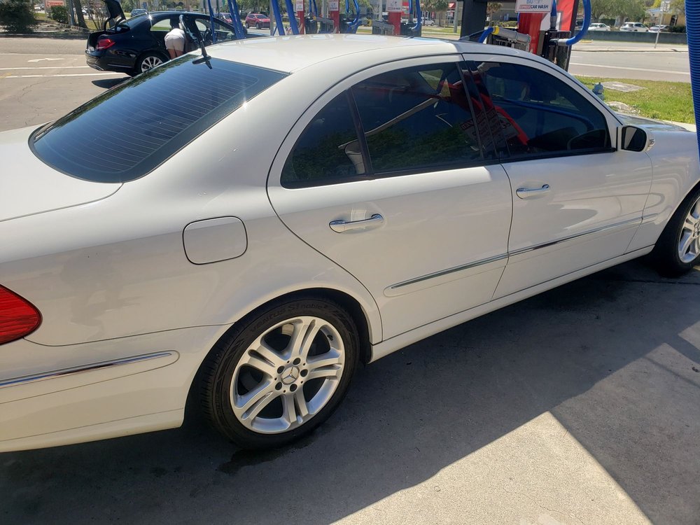 Blu Palm Express Car Wash