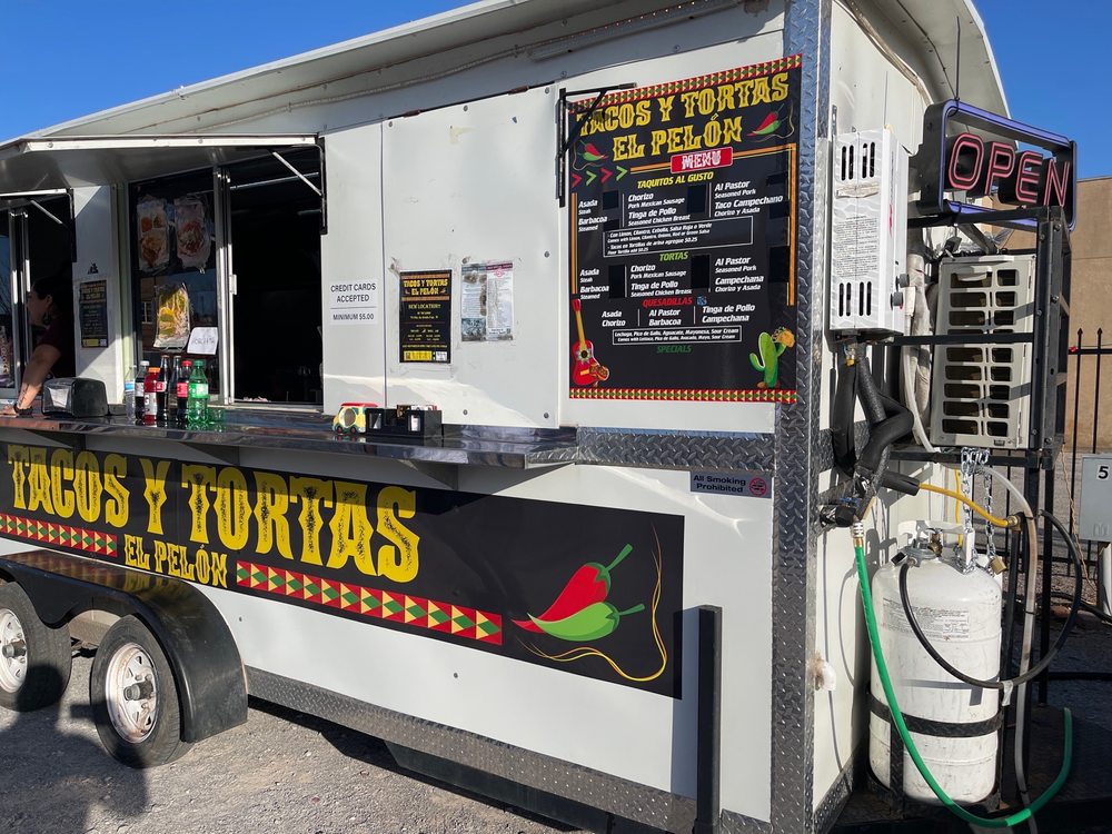 Tacos y Tortas El Pelón