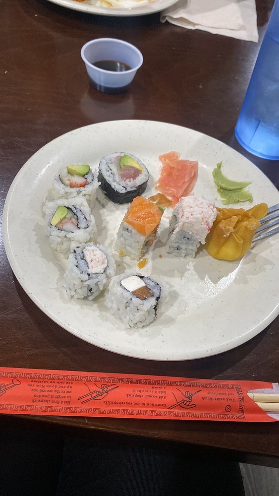 Royal Sushi Buffet