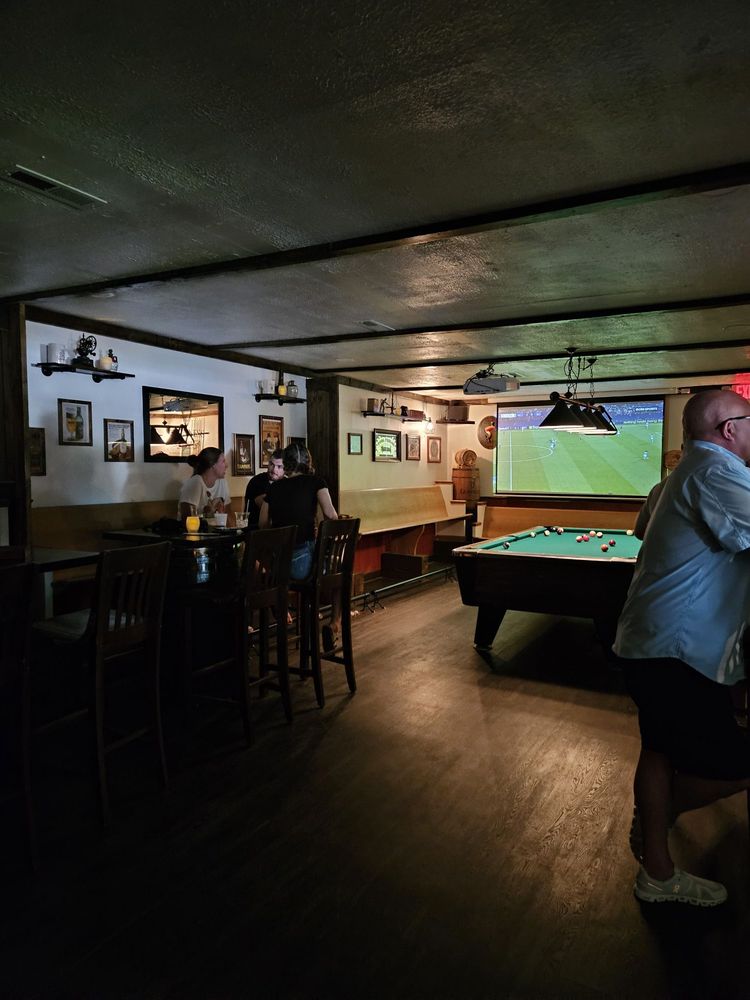 Matthews Social House