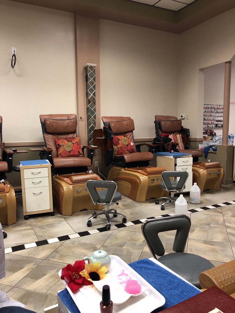 Stephanie's Furniture On Buckner online information