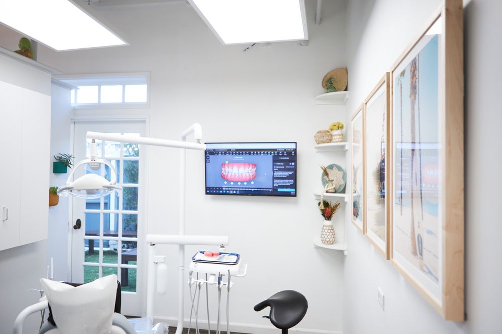 image of business Fuller Smiles - Huntington Park