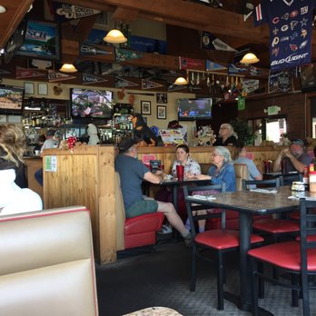 Bruno S Family Restaurant Bar 75 Photos 127 Reviews American Photo Of Bruno S Family Restaurant Bar Eatonville Wa United States Inside