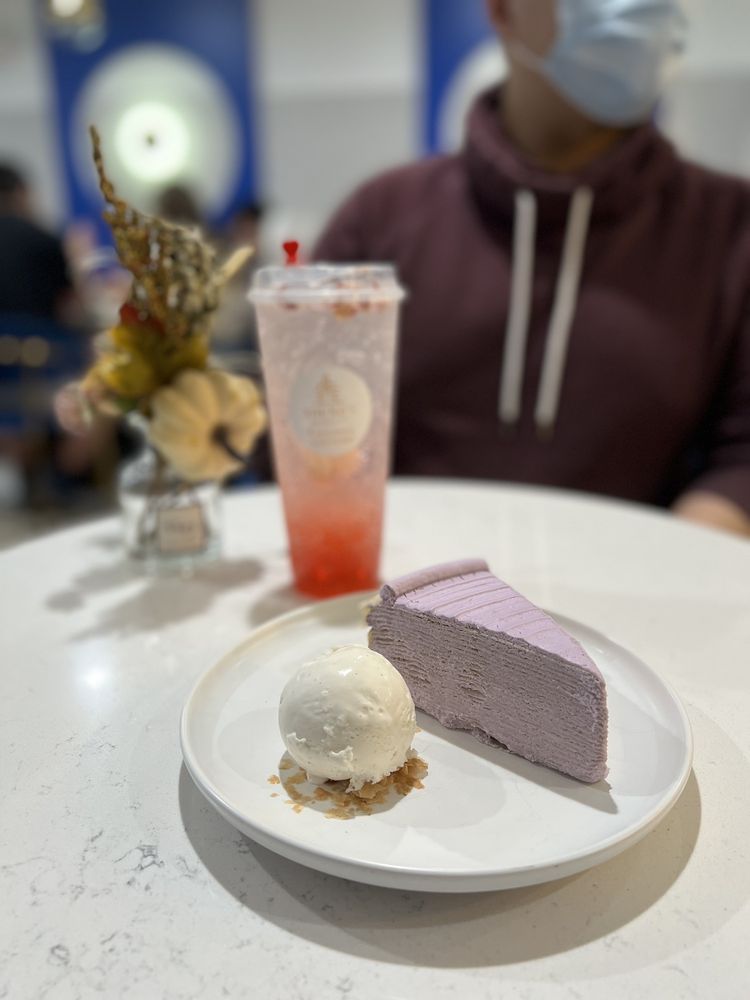 Young's Dessert Bar