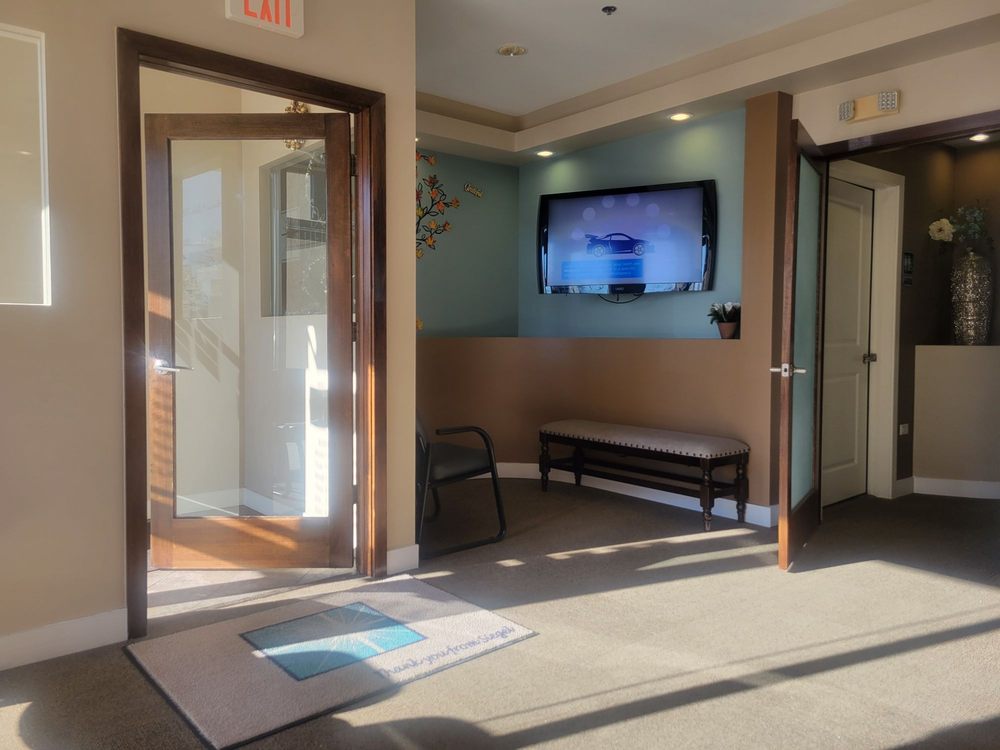 image of business Dental Heights