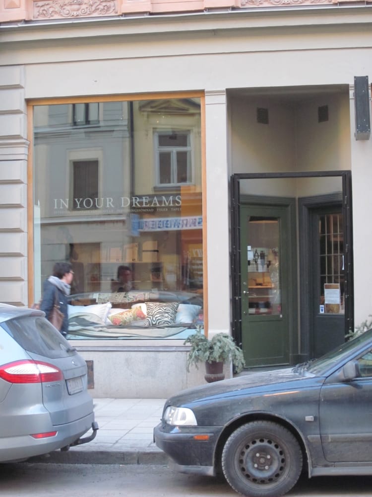 In Your Dreams Sänggavel Restauración de muebles Upplandsgatan 25, Vasastan, Estocolmo In Your Dreams Sänggavel Restauración de muebles Upplandsgatan 25, Vasastan, Estocolmo