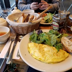 Best Hot And New Restaurants In Potomac Md Last Updated November 1 Le Pain Quotin