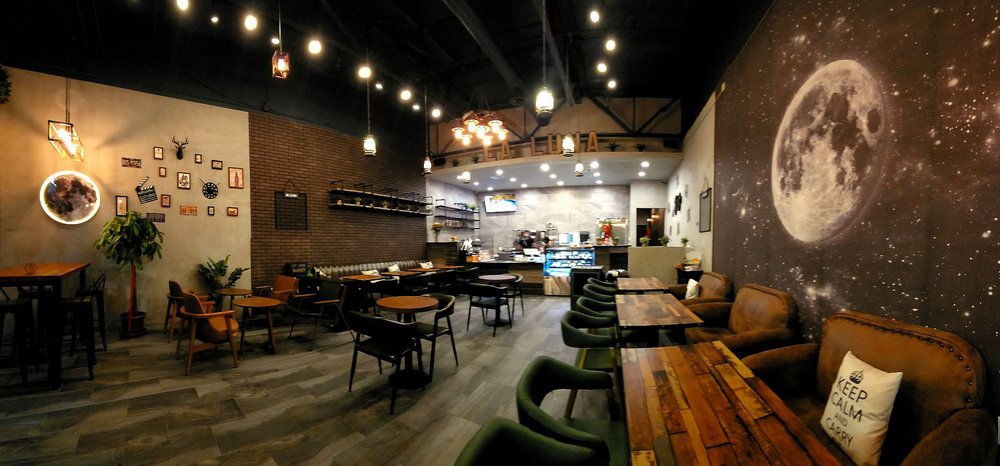 La Luna Tea and Dessert Bar La Luna Tea and Dessert Bar