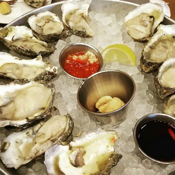 The Walrus Oyster & Ale House - 525 Photos & 477 Reviews - Seafood