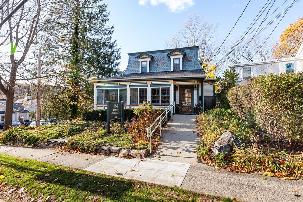 image of business Richard J Lipari, DDS