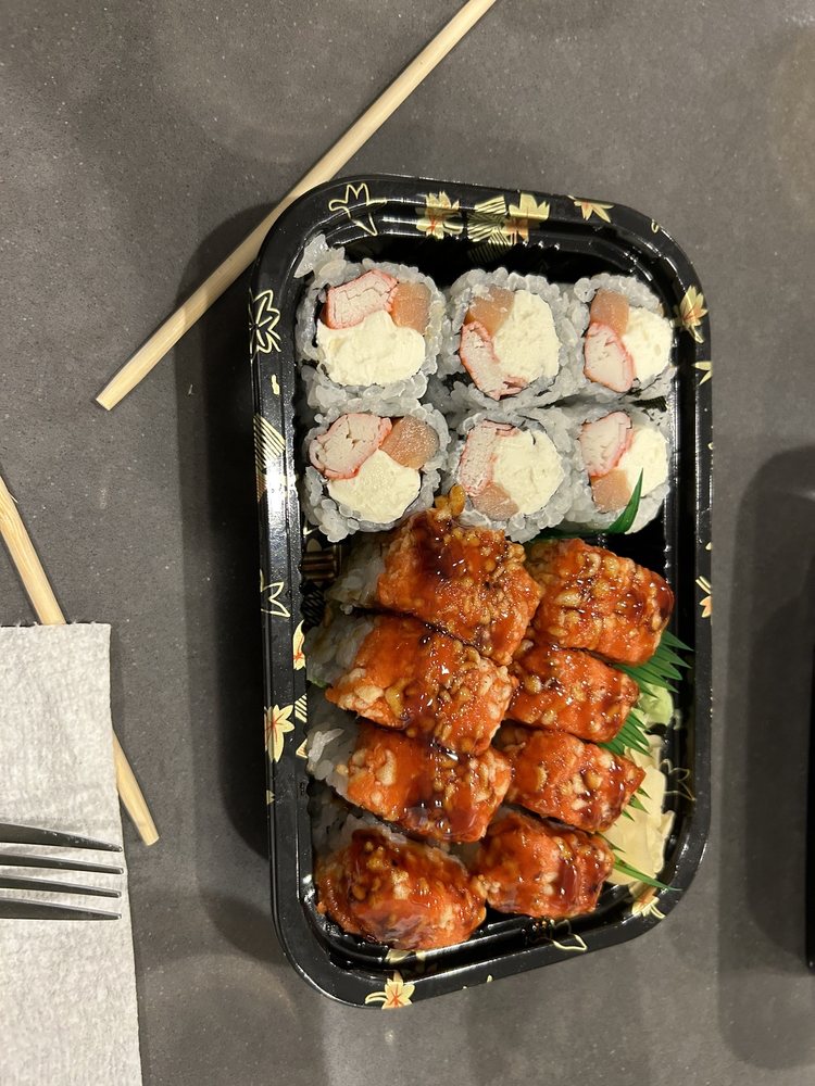 Royal Thai & Sushi