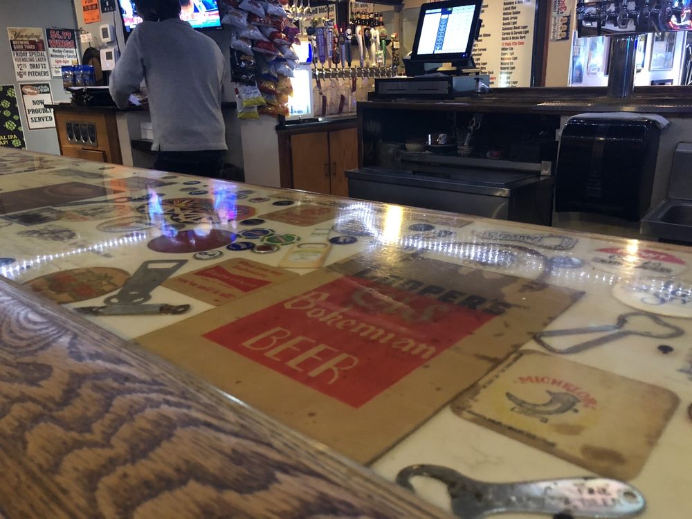 Angie's Family Restaurant & Lounge