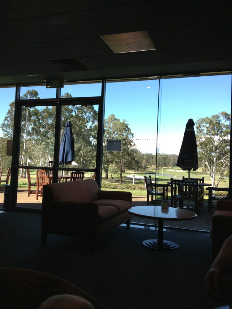 Riverside Oaks Golf Resort
