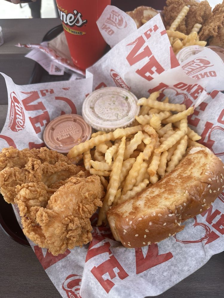 Raising Canes Image