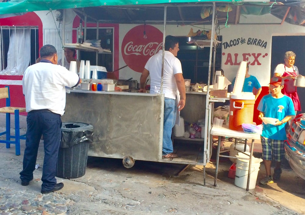 Tacos Birria de Alex Food Trucks Calle Matamoros S/N, Puerto